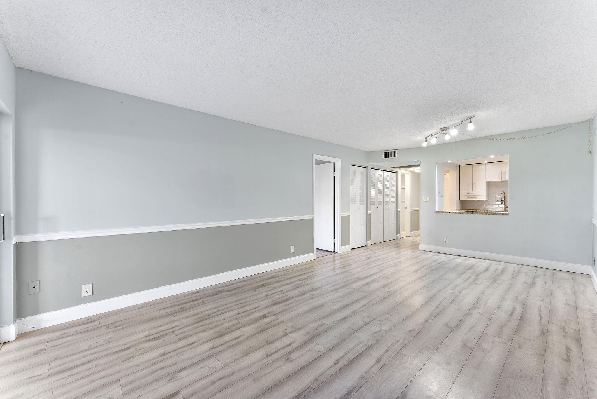 9370 Southwest 8th Street, Unit 116 Boca Raton, FL 33428 - Photo 10 of 24 20-web-or-mls-DSC08500