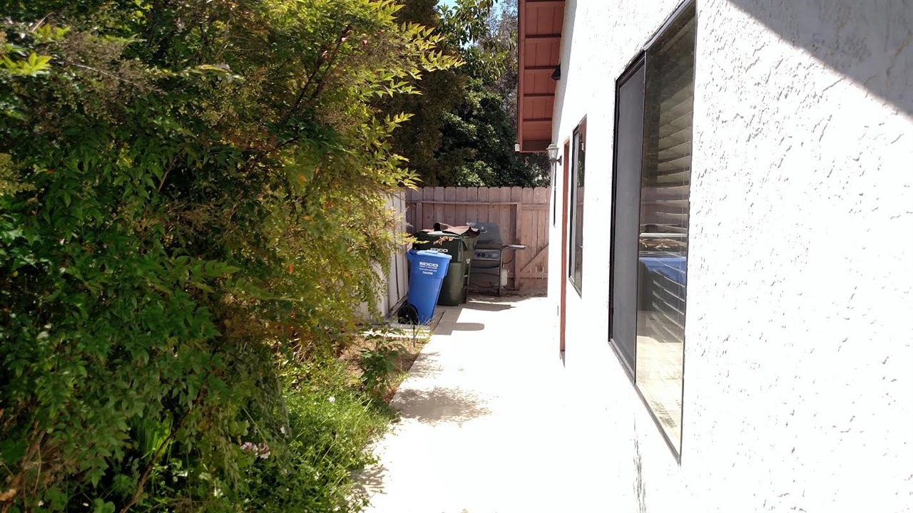 752 Rocking Horse Road Vista, CA 92081 - Photo 15 of 20 Gallery Image 15