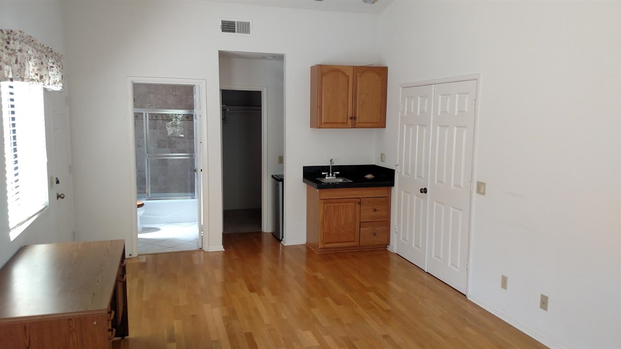 752 Rocking Horse Road Vista, CA 92081 - Photo 16 of 20 Gallery Image 16