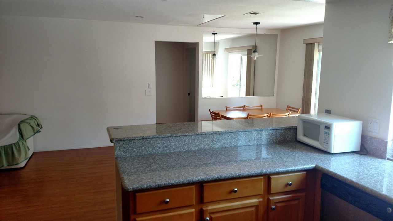 752 Rocking Horse Road Vista, CA 92081 - Photo 6 of 20 Gallery Image 6