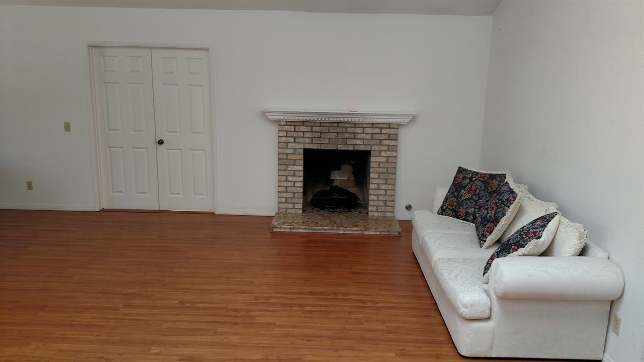 752 Rocking Horse Road Vista, CA 92081 - Photo 8 of 20 Gallery Image 8