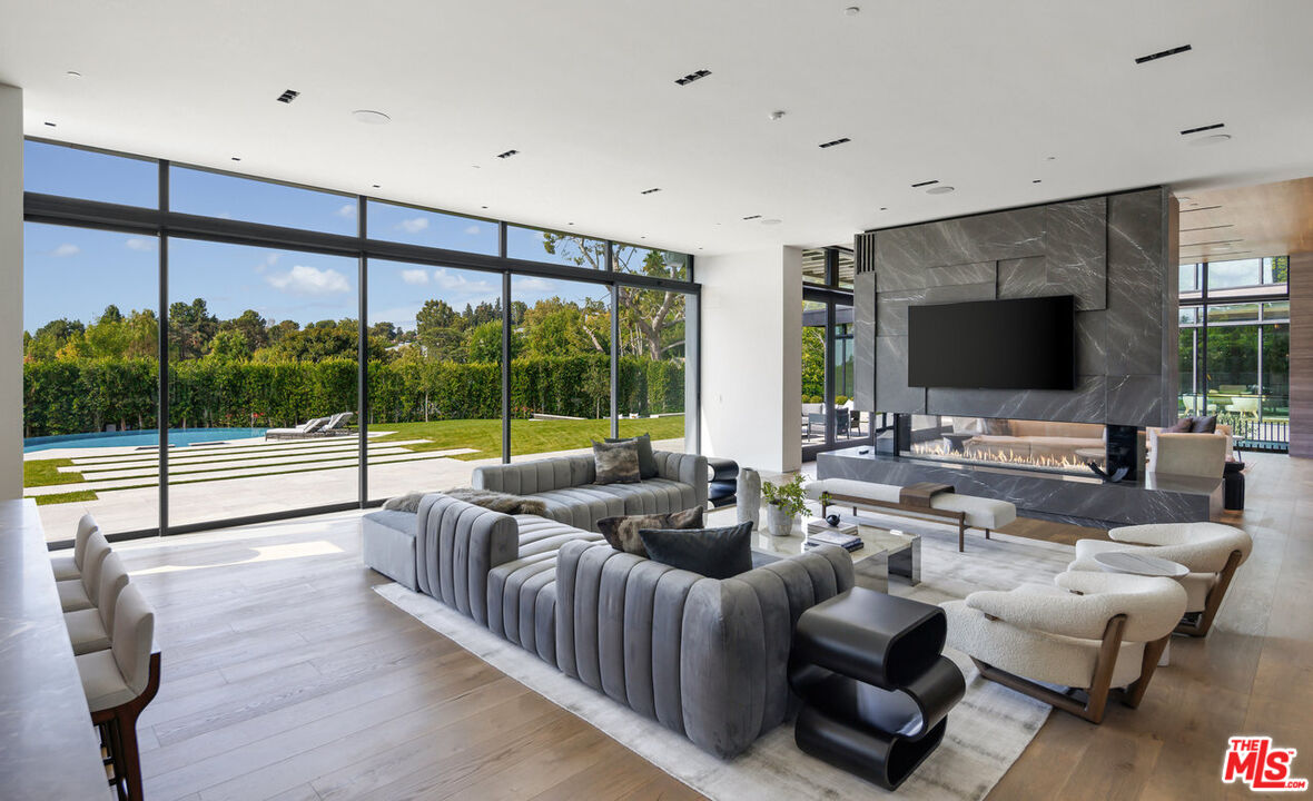 615 North Faring Road Los Angeles, CA 90077 - Photo 6 of 26 Gallery Image 6