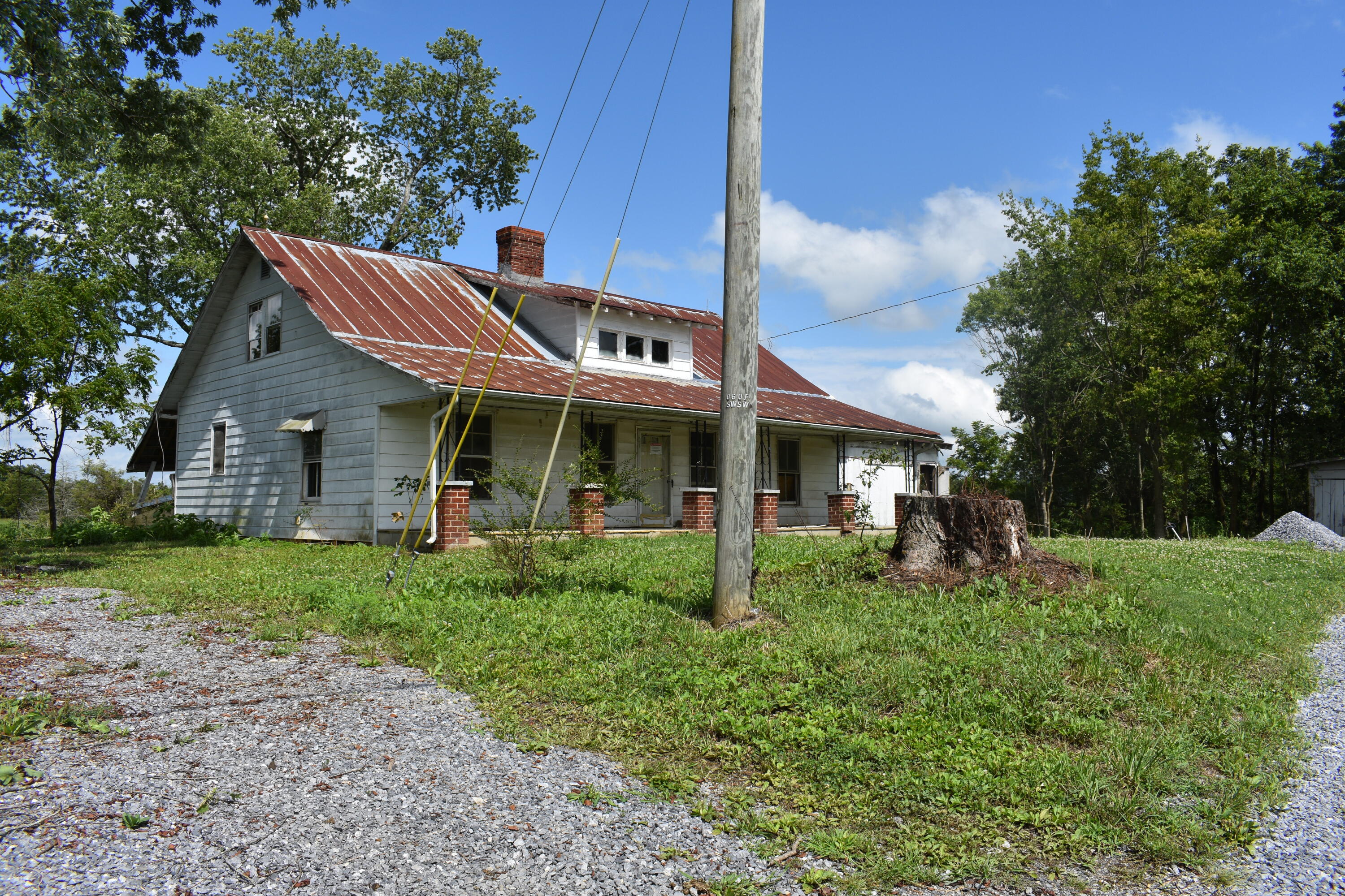 1690 Gilbreath Road Mosheim, TN 37818 - Photo 8 of 11 DSC_0285
