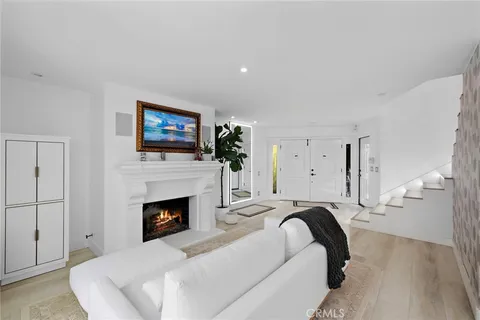 $25,000 | 234 Via Graziana, Newport Beach, CA 92663