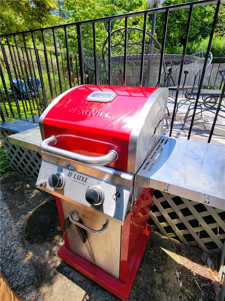 129 Connection Street Newport, RI 02840 - Photo 20 of 23 Grill provided for easy cooking!
