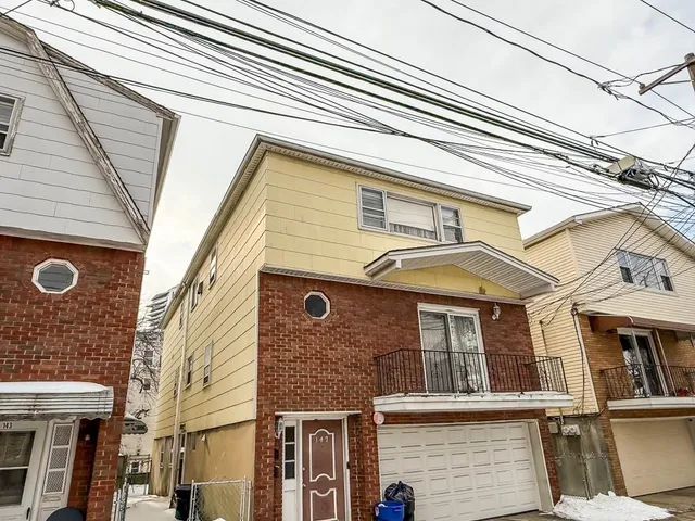 a view of a large building