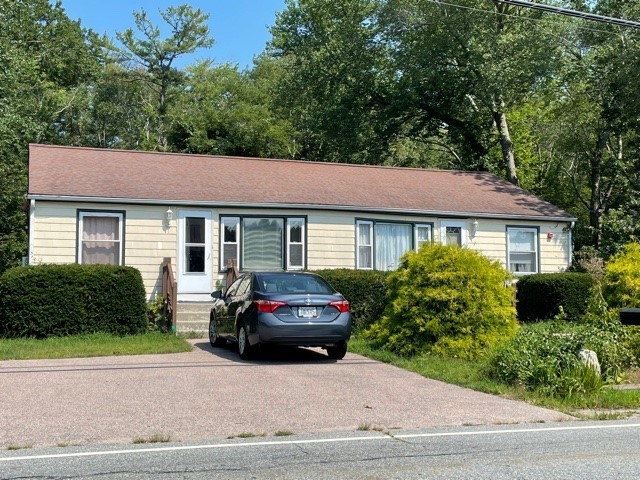 278 Newcomb Road North Kingstown, RI 02852 - Photo 1 of 1