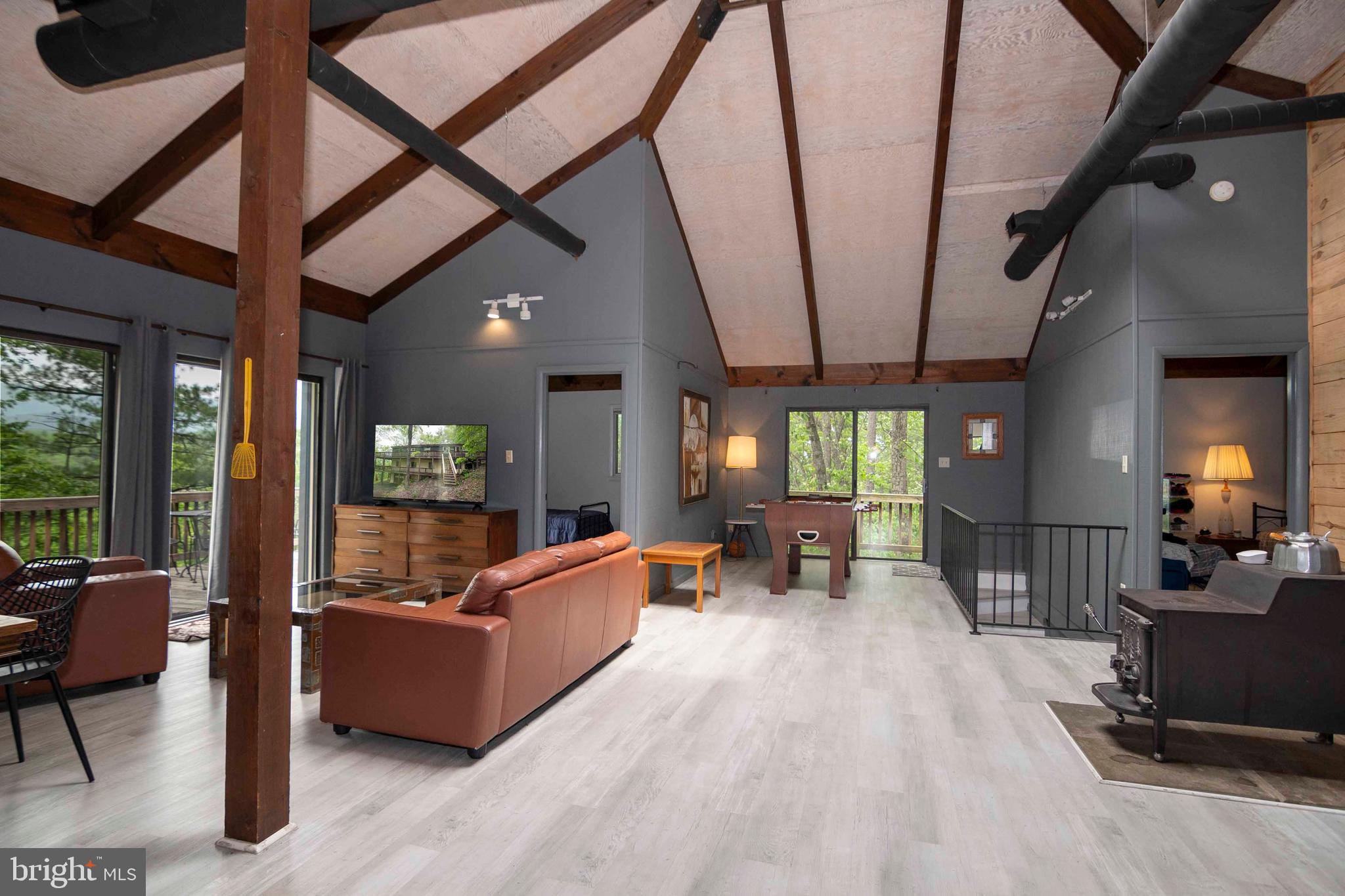 272 Fritzel Way Mount Jackson, VA 22842 - Photo 5 of 60 a living room with furniture and a flat screen tv