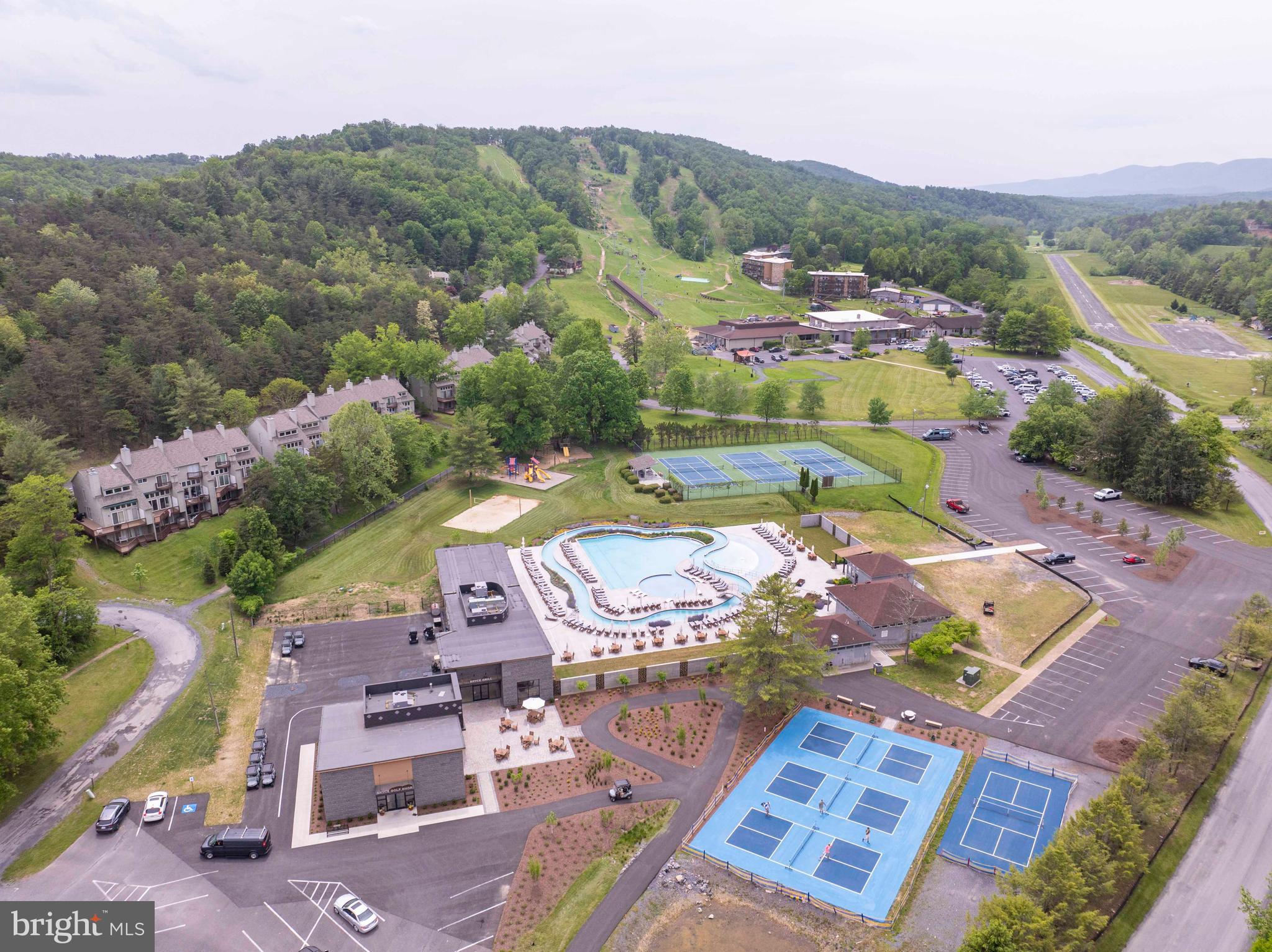 272 Fritzel Way Mount Jackson, VA 22842 - Photo 58 of 60 an aerial view of a house with a swimming pool outdoor seating and yard