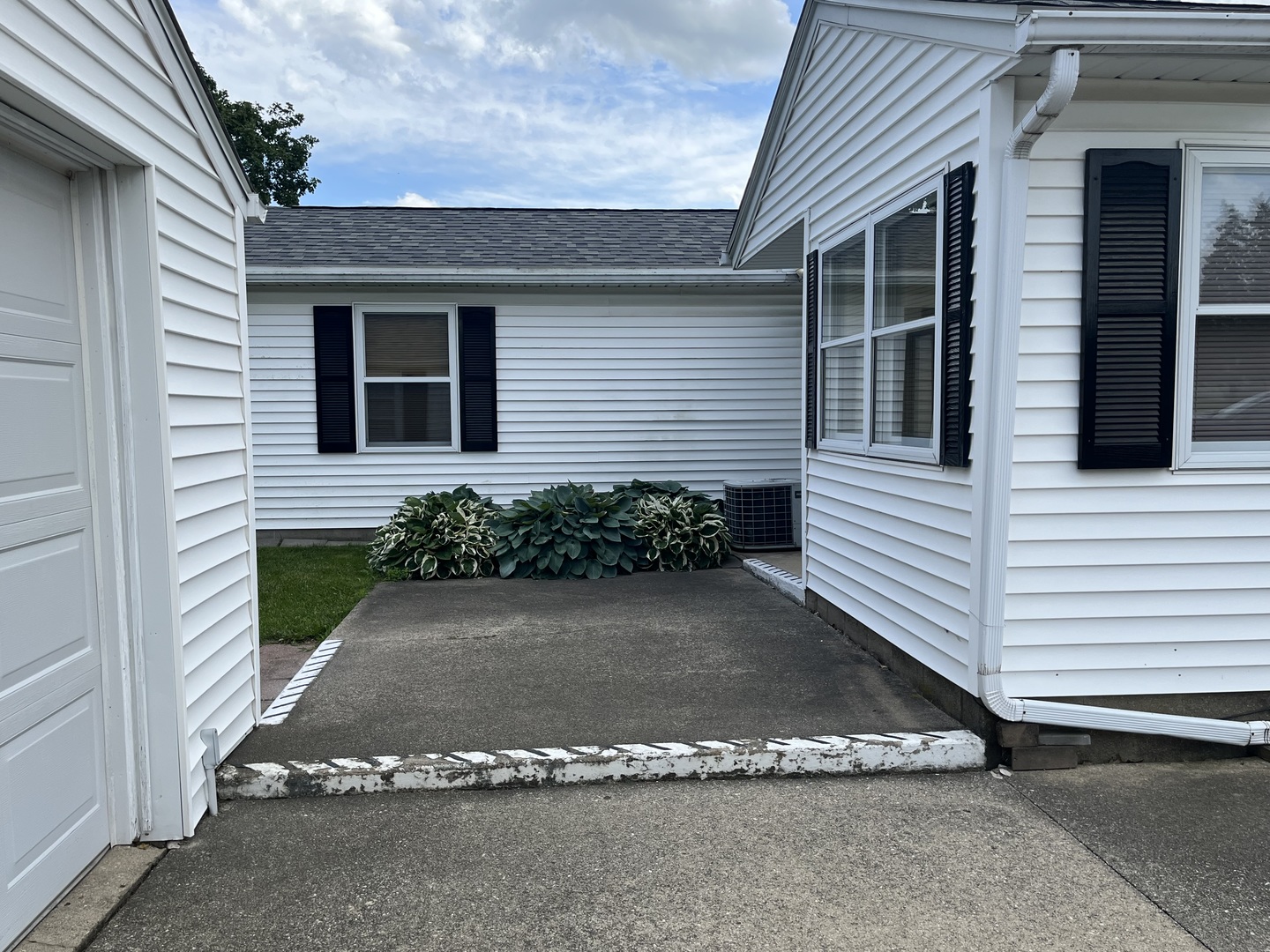 526 Edwards Street Kewanee, IL 61443 - Photo 4 of 29