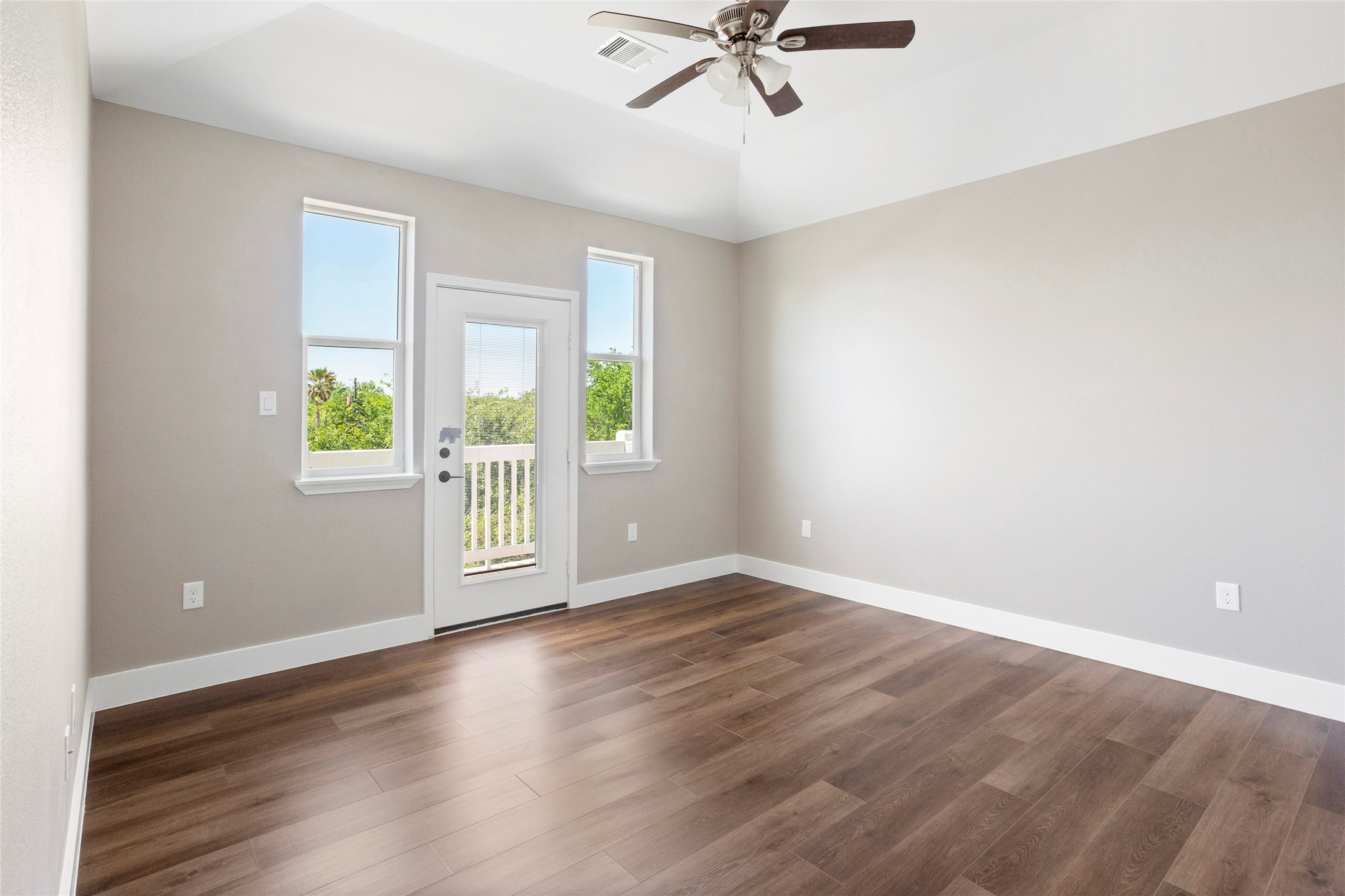 1226 9th Street San Leon, TX 77539 - Photo 15 of 32 a view of an empty room with a window