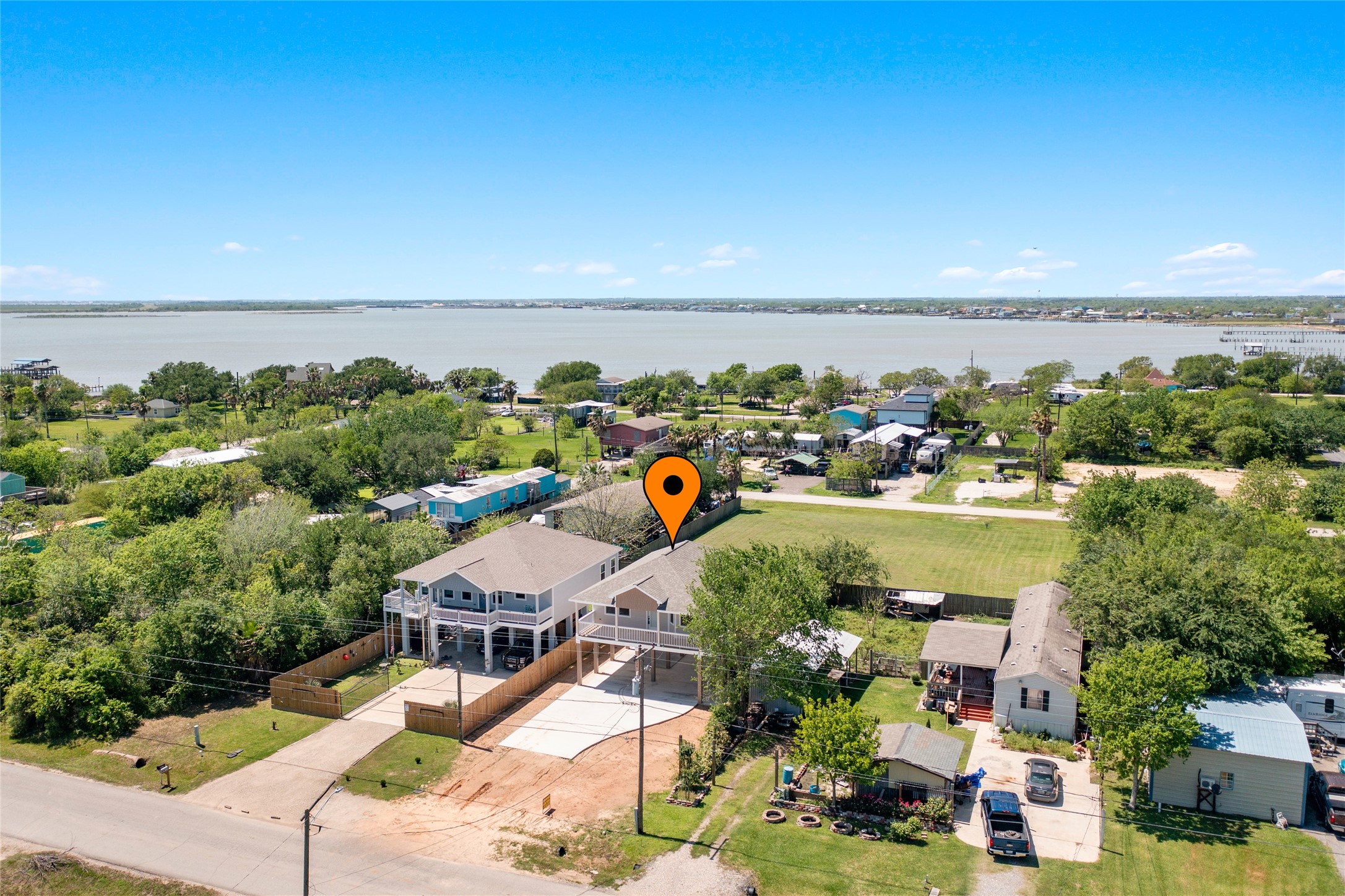 1226 9th Street San Leon, TX 77539 - Photo 5 of 32