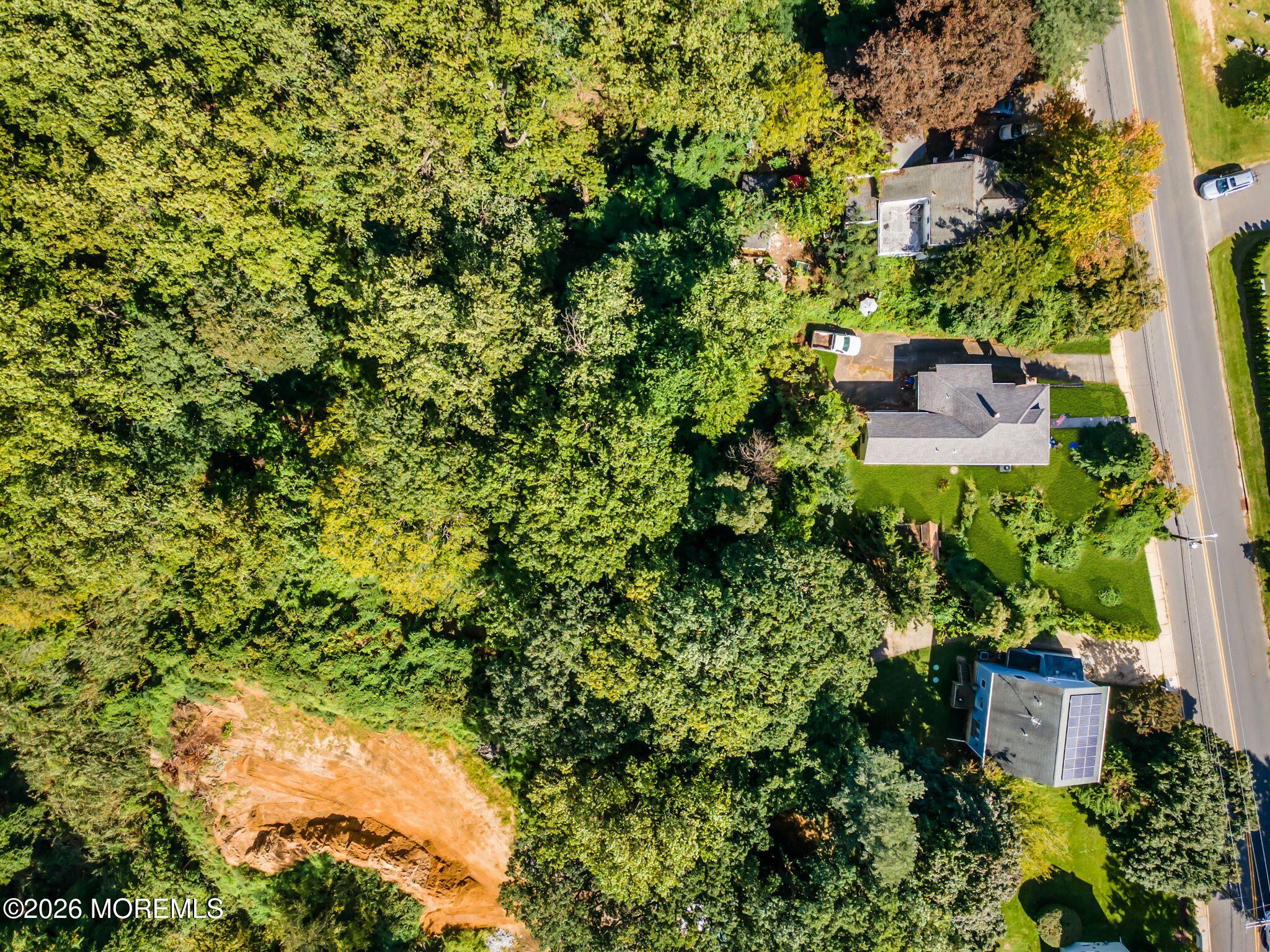 148 Chapel Hill Road Red Bank, NJ 07701 - Photo 7 of 47 10-web-or-mls-DJI_0046-1