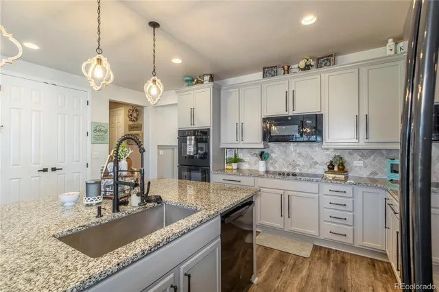 $749,999 | 27851 East 9th Drive, Aurora, CO 80018