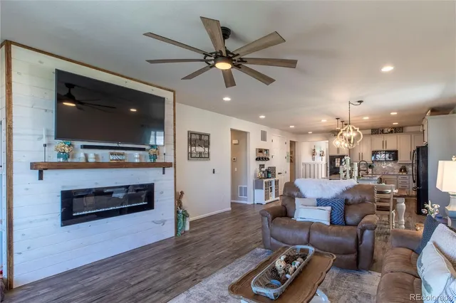 $749,999 | 27851 East 9th Drive, Aurora, CO 80018