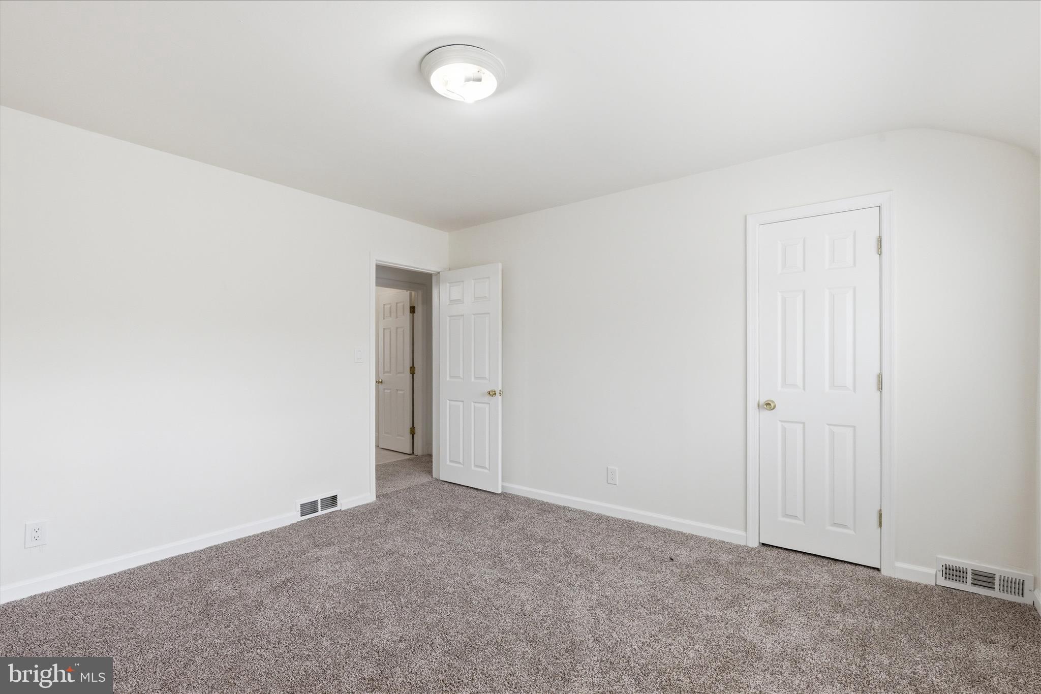 8521 Water Oak Road Baltimore, MD 21234 - Photo 13 of 22