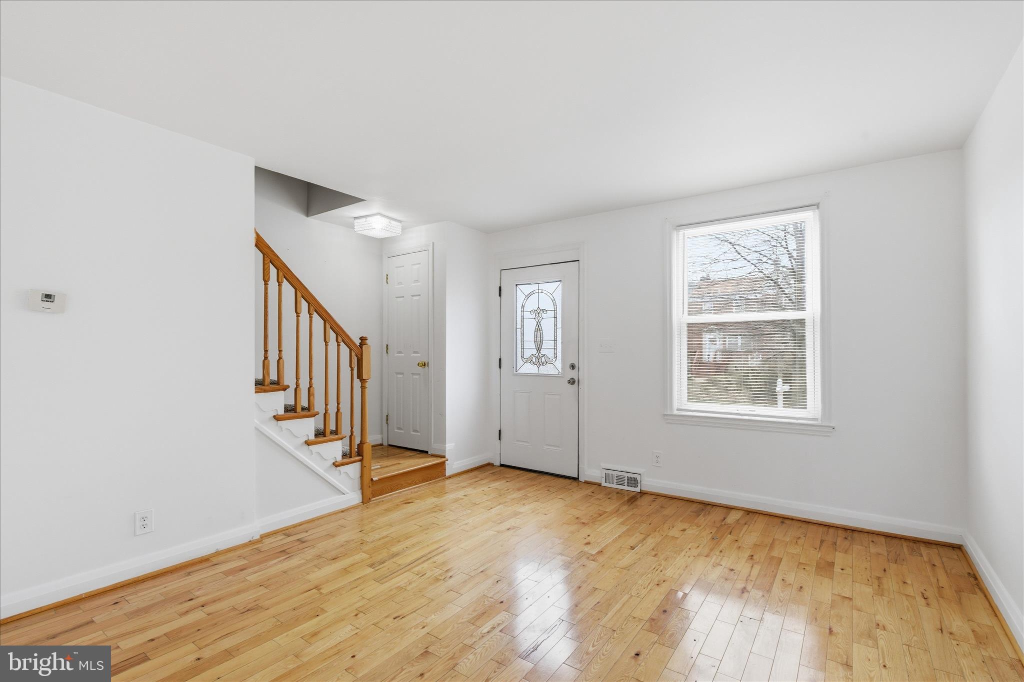 8521 Water Oak Road Baltimore, MD 21234 - Photo 4 of 22