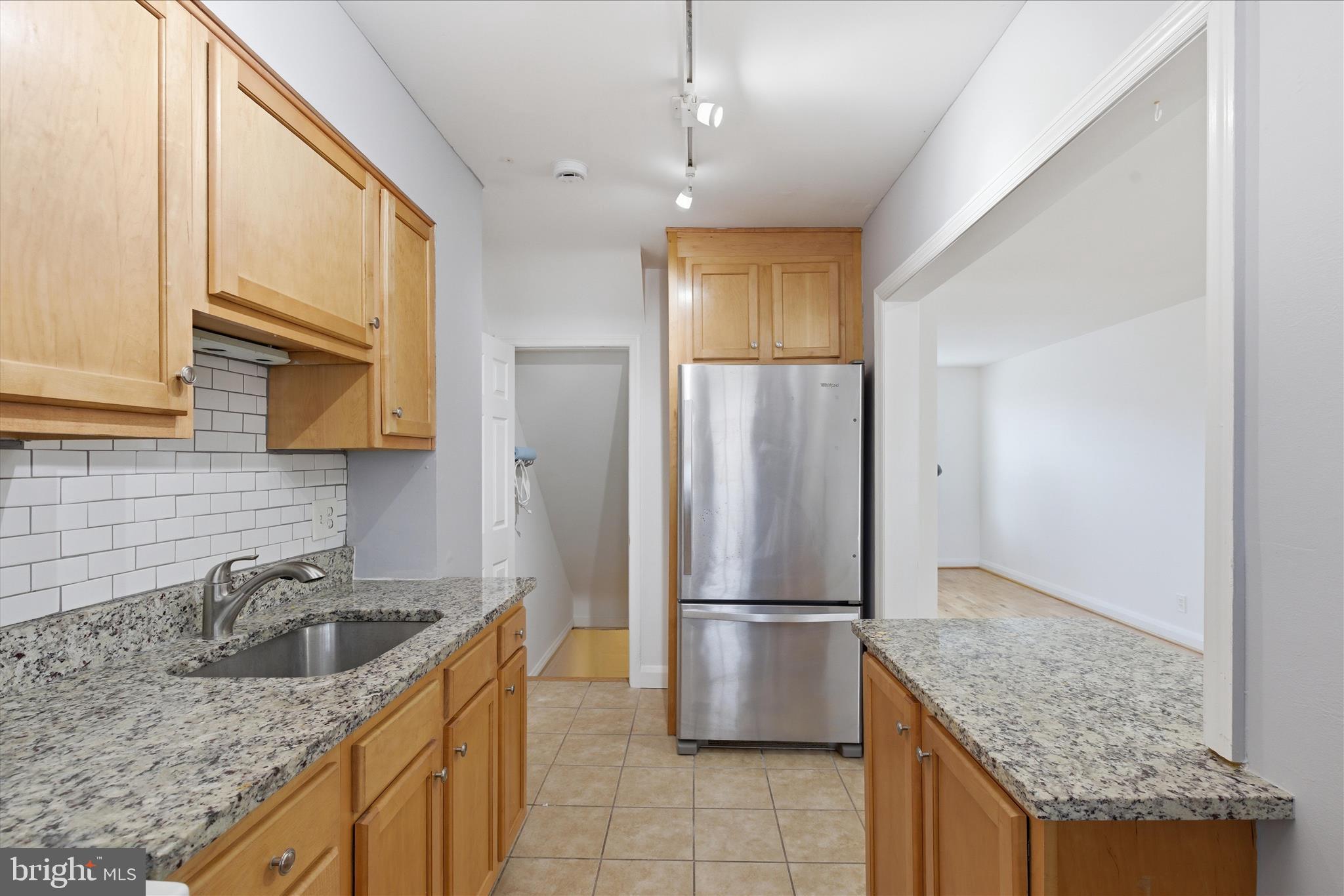 8521 Water Oak Road Baltimore, MD 21234 - Photo 9 of 22