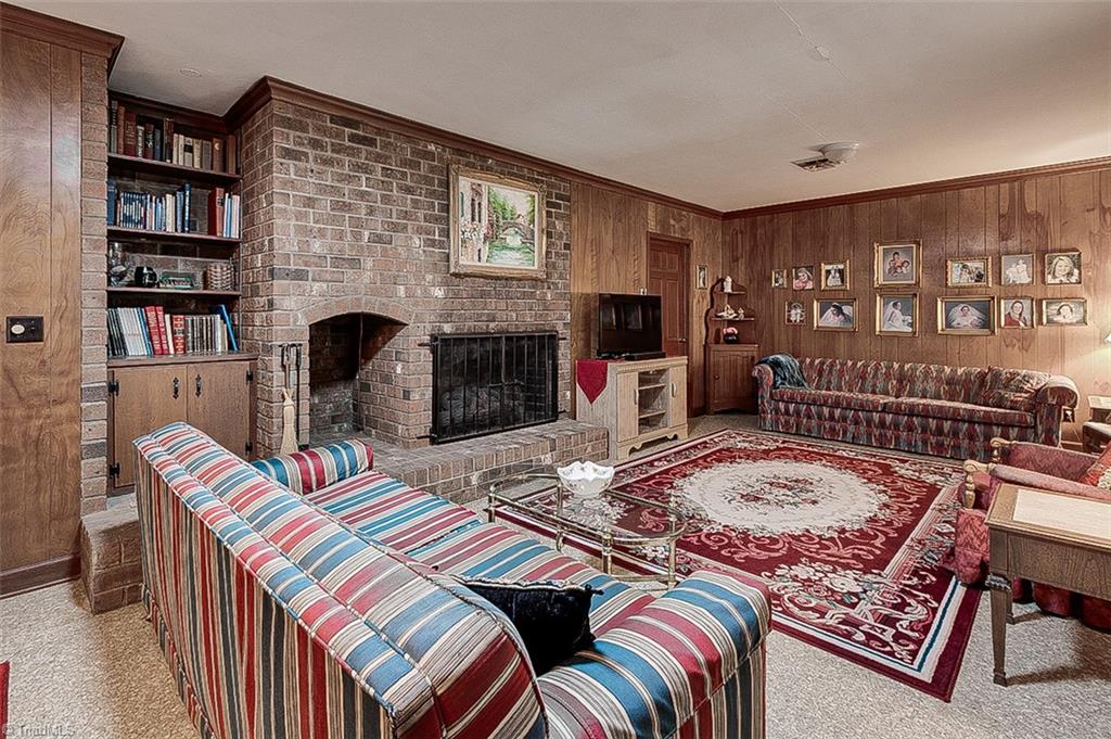 2087 Old Lexington Road Asheboro, NC 27205 - Photo 15 of 38