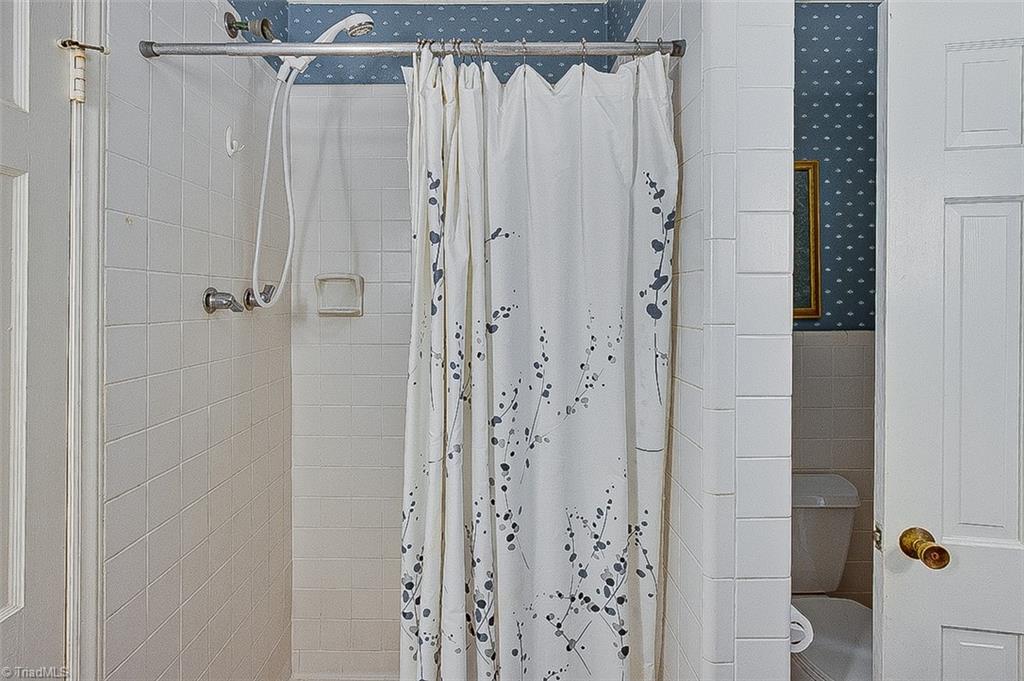 2087 Old Lexington Road Asheboro, NC 27205 - Photo 32 of 38