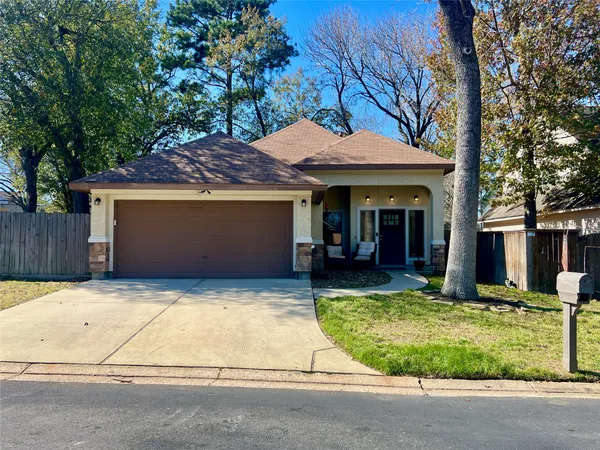 front view of house with a yard