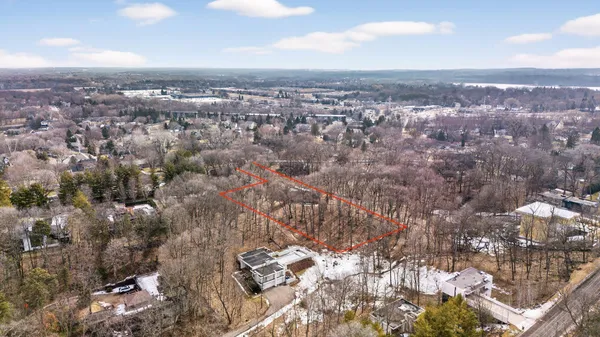 $499,900 | 7602 Erie Avenue, Chanhassen, MN 55317
