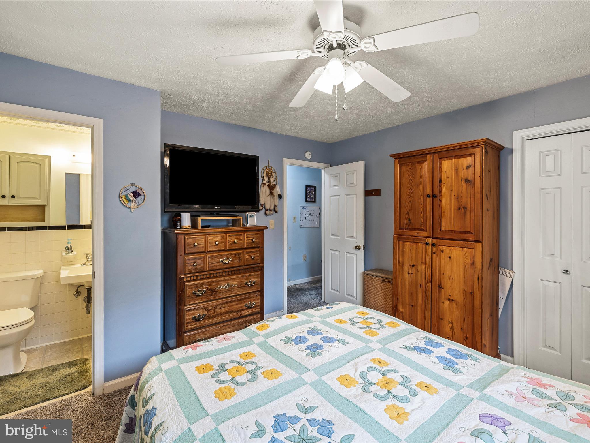 303 Beechcroft Road Winchester, VA 22601 - Photo 18 of 34 Bedroom