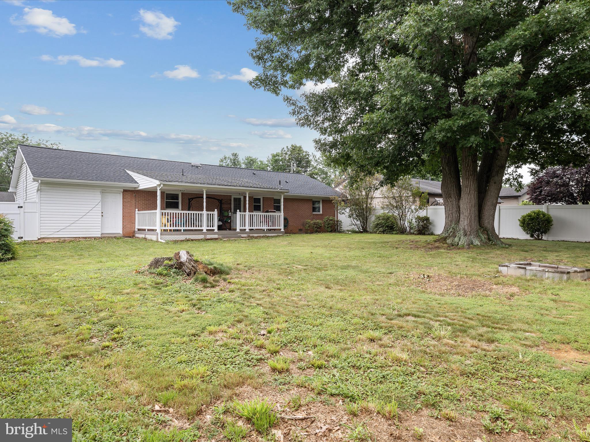 303 Beechcroft Road Winchester, VA 22601 - Photo 31 of 34 Back Exterior