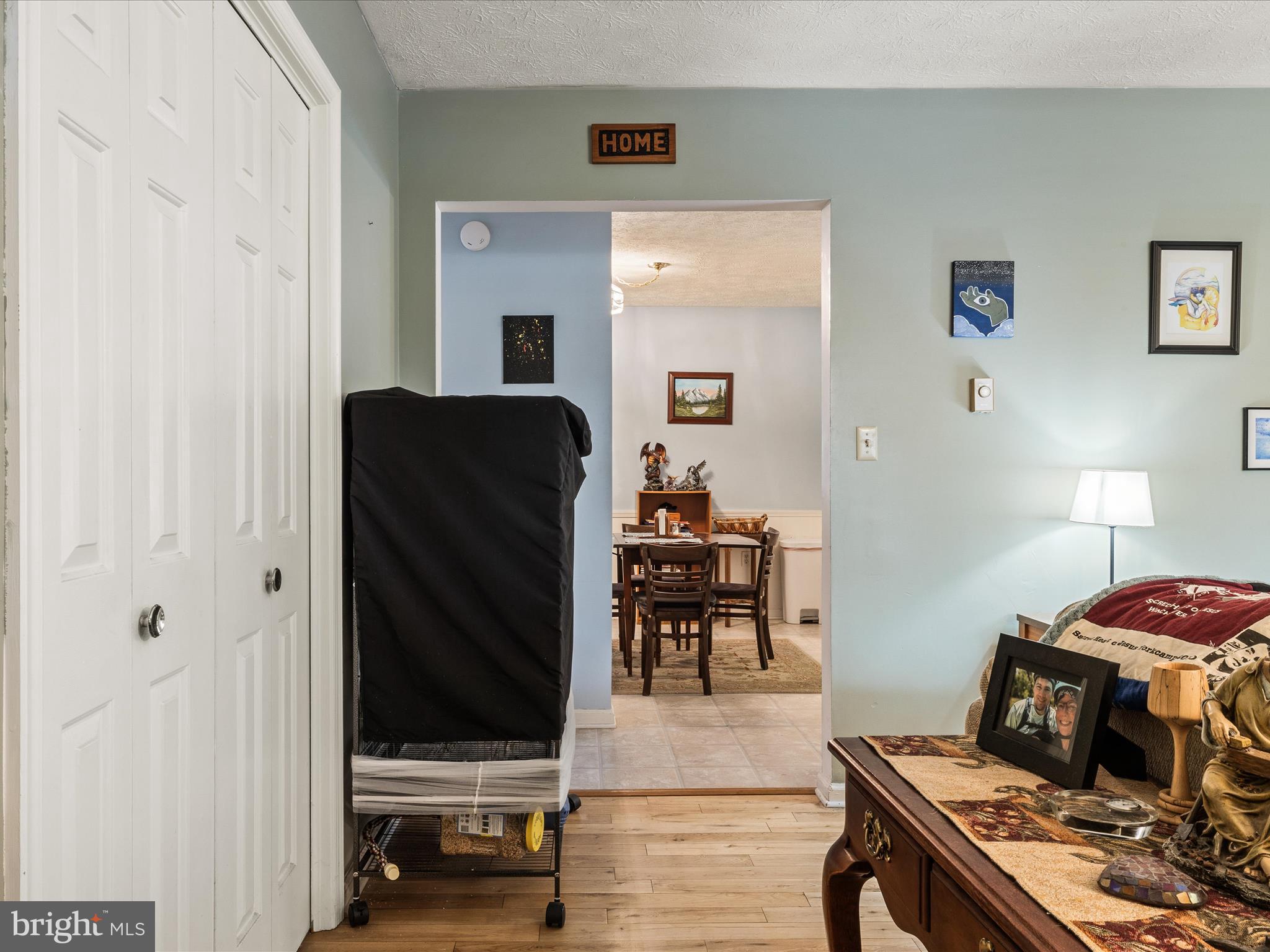 303 Beechcroft Road Winchester, VA 22601 - Photo 6 of 34 Entry