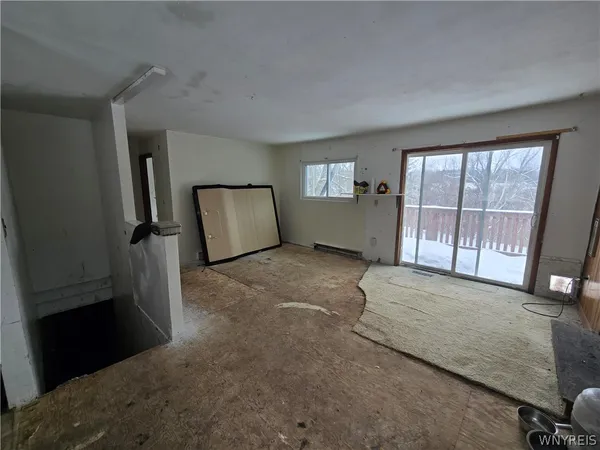 $139,000 | 66 Warren Street, Tully, NY 13159