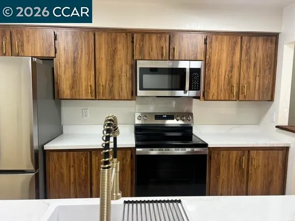 $549,000 | 142 Mesa Court, Hercules, CA 94547