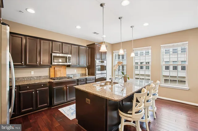 $700,000 | 621 Sprintsail Way, National Harbor, MD 20745