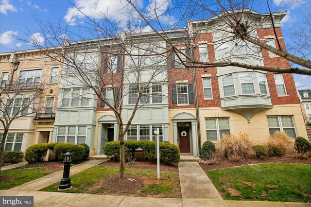 $700,000 | 621 Sprintsail Way, National Harbor, MD 20745