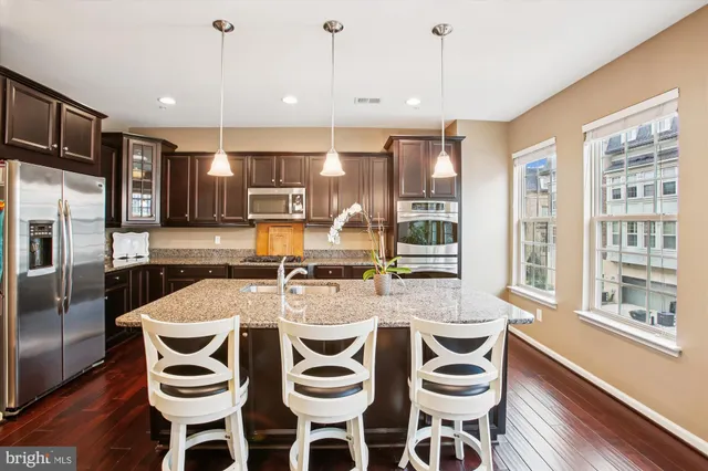 $700,000 | 621 Sprintsail Way, National Harbor, MD 20745