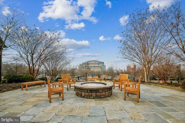 $700,000 | 621 Sprintsail Way, National Harbor, MD 20745