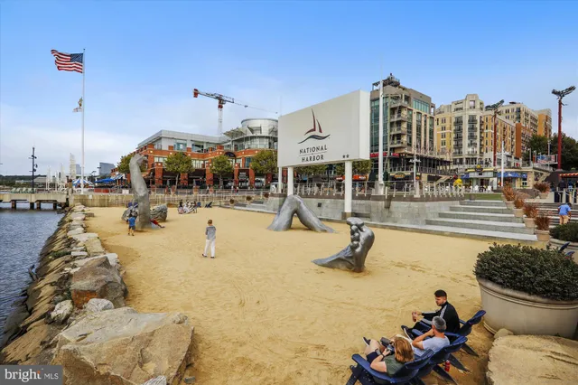 $700,000 | 621 Sprintsail Way, National Harbor, MD 20745