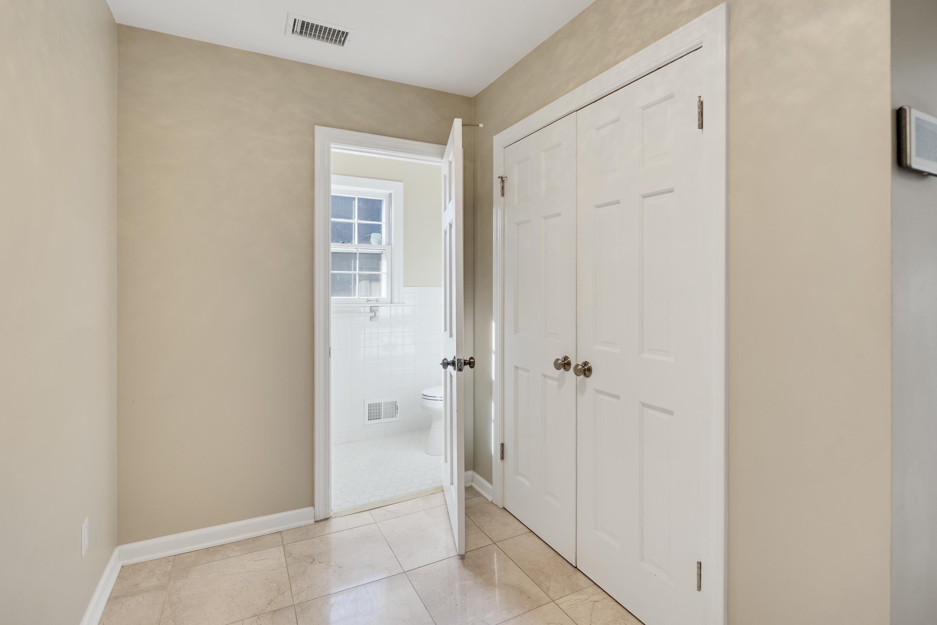 2072 Kirby Road Memphis, TN 38119 - Photo 22 of 38