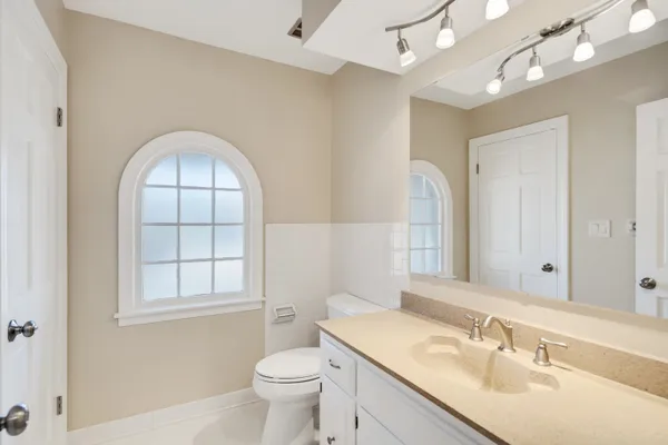 $775,000 | 2072 Kirby Road, Memphis, TN 38119