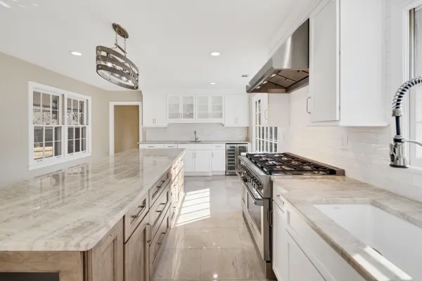 $775,000 | 2072 Kirby Road, Memphis, TN 38119