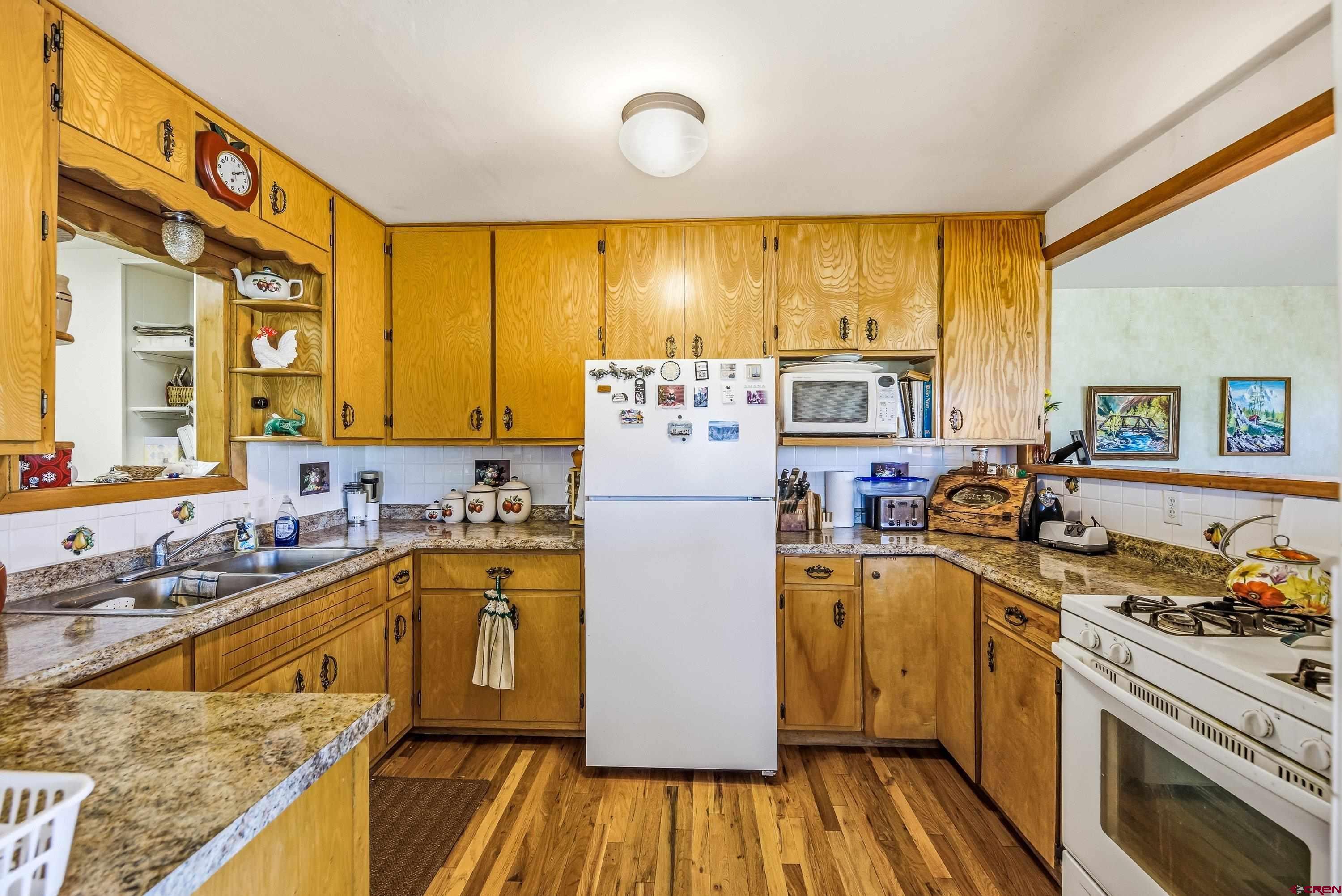 21066 Kaiser Road Austin, CO 81410 - Photo 8 of 42