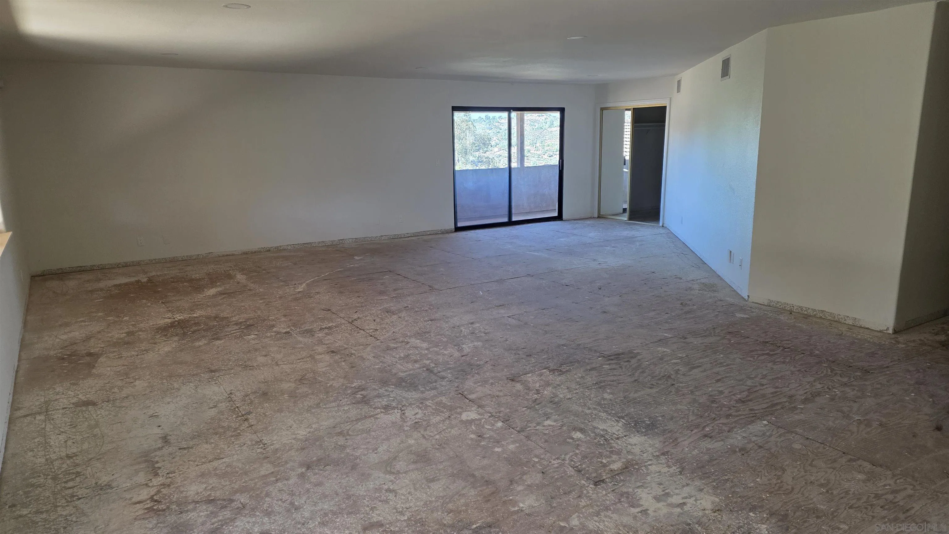 3725 Via Cielo Azul Alpine, CA 91901 - Photo 3 of 37 a view of empty room