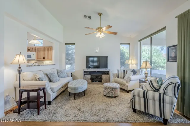 $2,295 | 4269 East Cassia Lane, Gilbert, AZ 85298