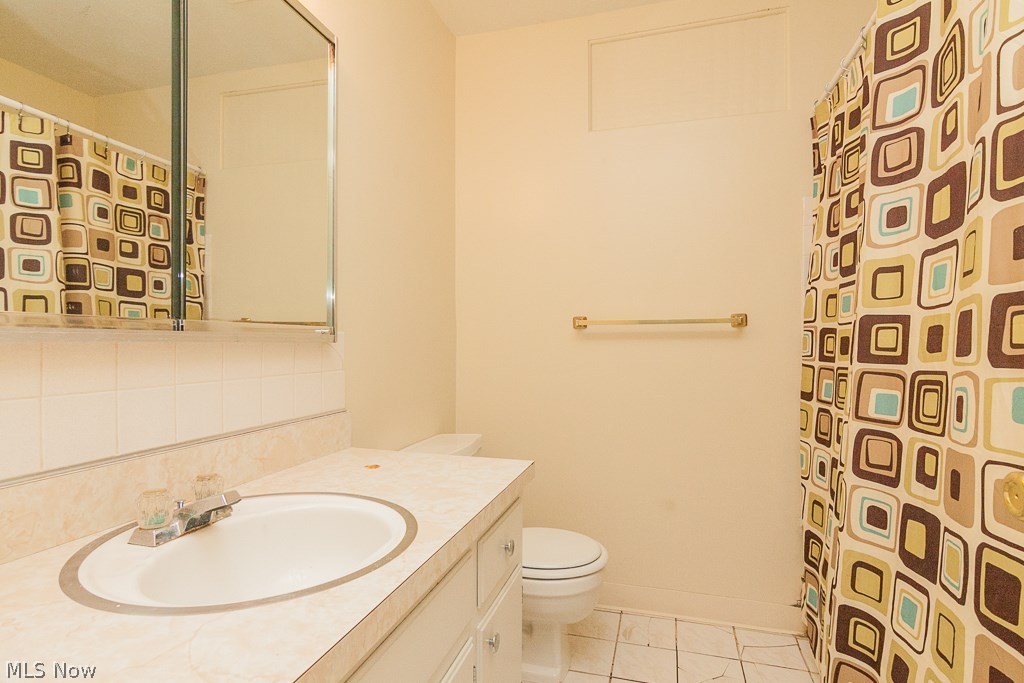 15001 Rockside Road Maple Heights, OH 44137 - Photo 10 of 15