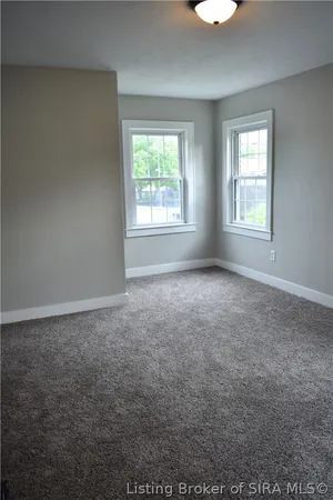 $179,000 | 1014 East 10th Street, Jeffersonville, IN 47130