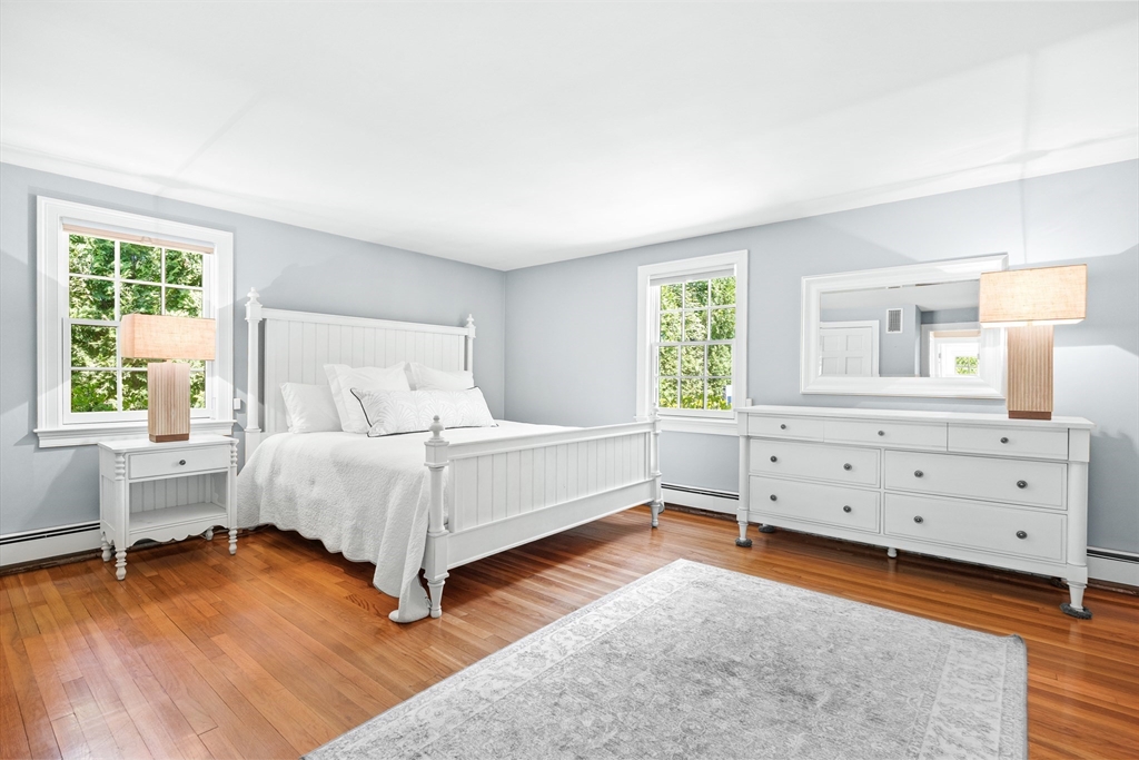 24 Radcliffe Road Wellesley, MA 02482 - Photo 15 of 32