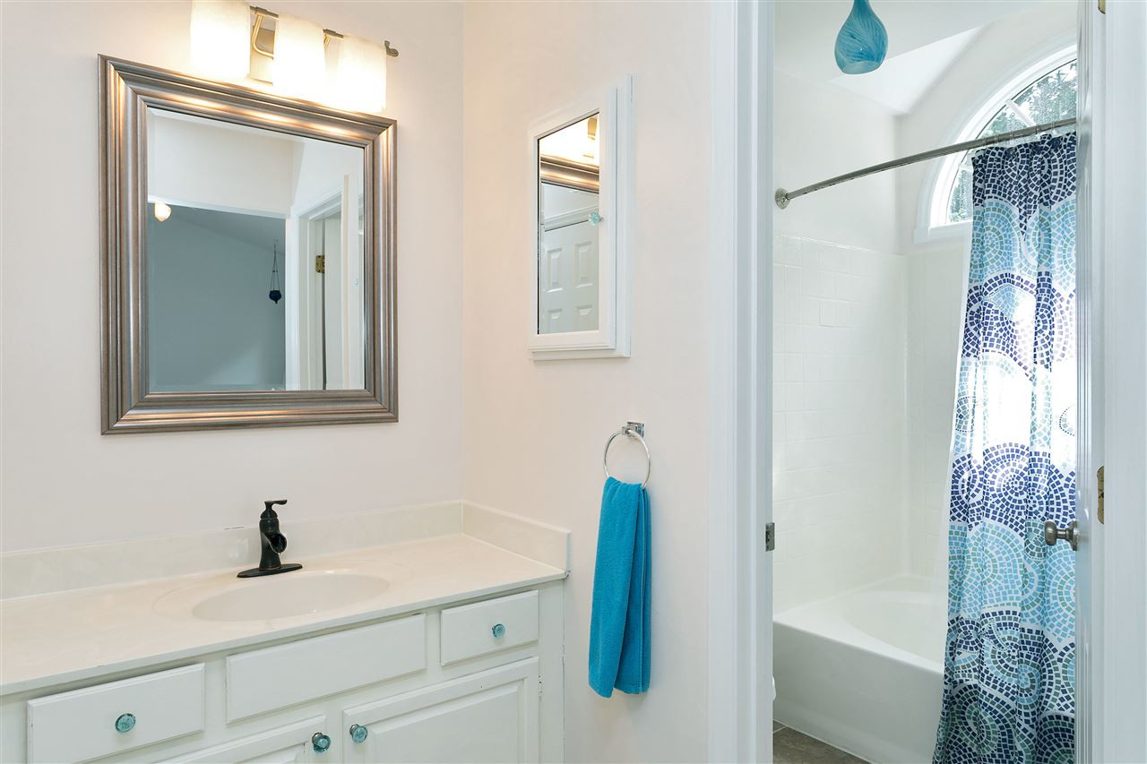 8 Rattan Bay Court Durham, NC 27713 - Photo 11 of 25 Photo 11