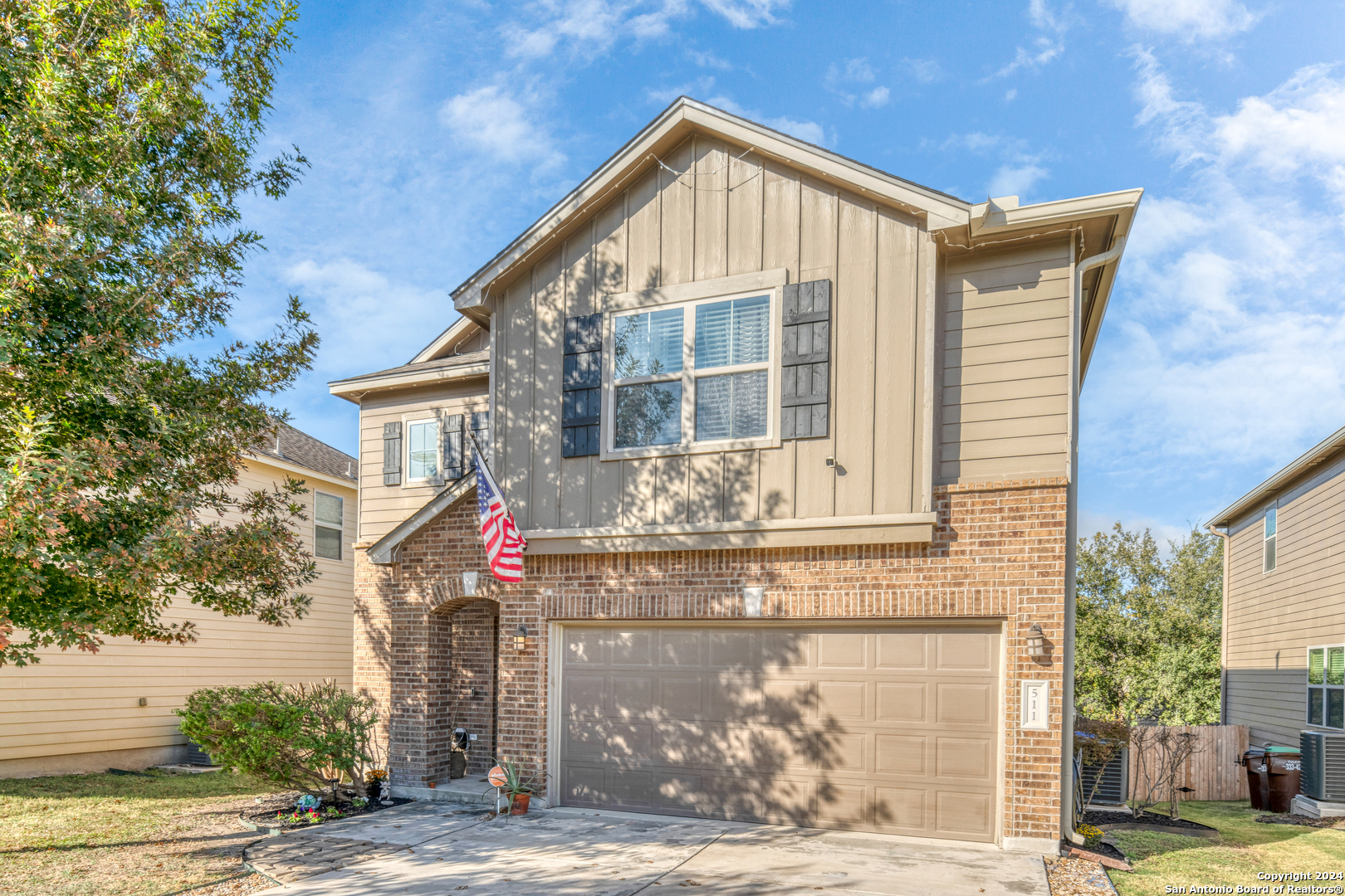 511 Fort Apache San Antonio, TX 78245 - Photo 7 of 32 a front view of a house