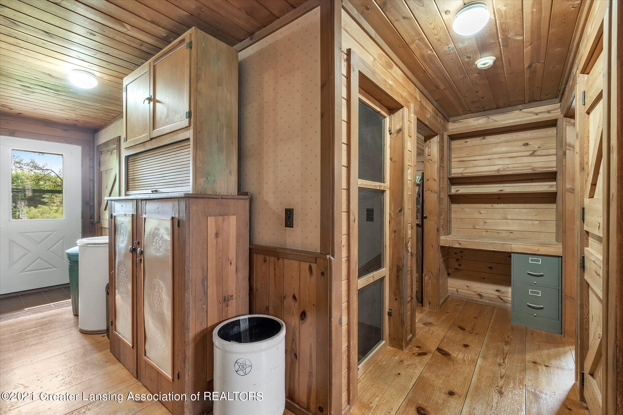 2237 Epley Road Williamston, MI 48895 - Photo 18 of 62 18-2237-Epley-Rd-Williamston-MI-48895-Wi