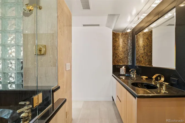 $1,700,000 | 1020 15th Street, Unit 42D, Denver, CO 80202