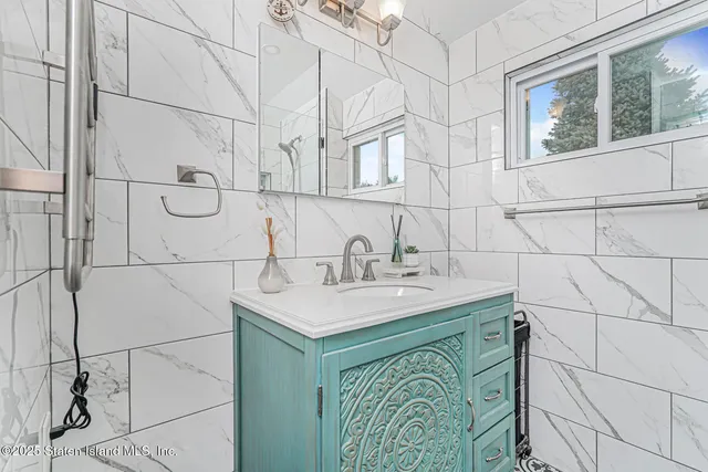 $825,000 | 29 Diaz Street | South Beach